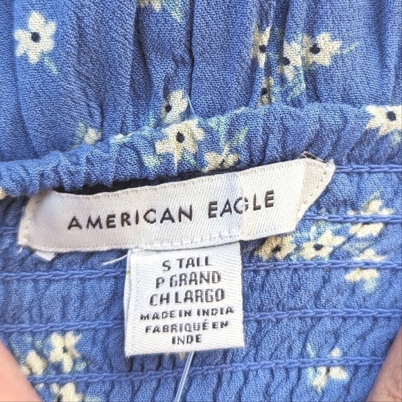 American Eagle Outfitters Smocked Halter Jumpsuit in Floral Blue Sz Sm Tall NWT - Picture 6 of 7